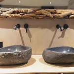 شاليه In For 9 Person *