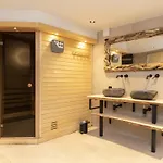 In For 9 Person Chalet *
