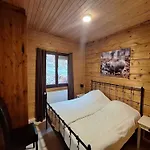 In For 9 Person شاليه